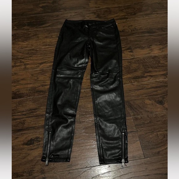 American eagle outfitters women’s black faux leather hi rise leggings size 4 - Picture 1 of 4